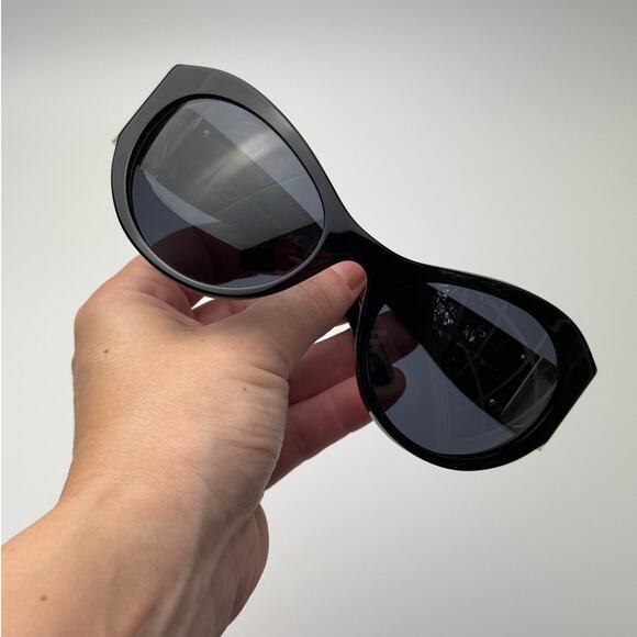 BRAND NEW Givenchy GV40073I 01A Shiny Black/Gold/Grey Unisex - Picture 10 of 13